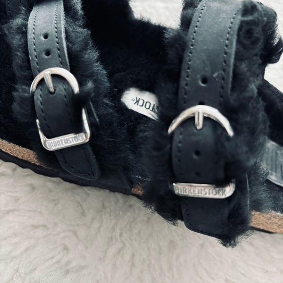 Birkenstock Miyari Shearling Black Leather Sandals size 37 W6 M4 - Picture 3 of 15
